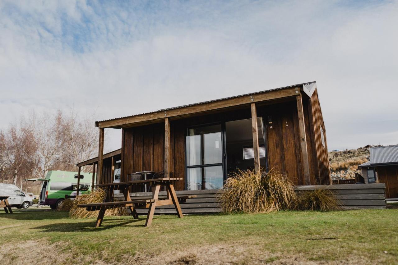 Lakes Edge Holiday Park Lake Tekapo Exterior photo